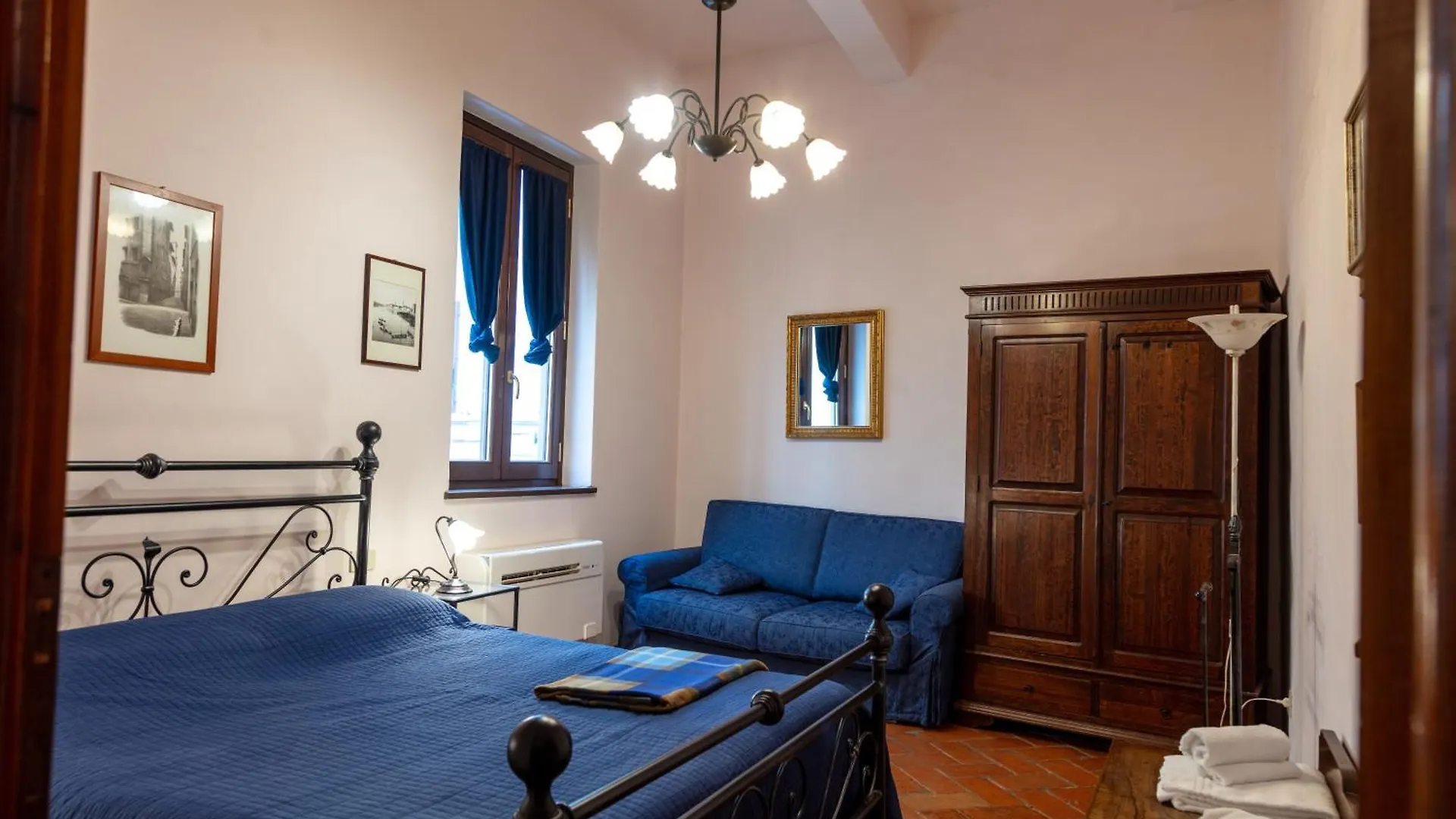 Classico Appartamento Fiorentino 5 - 10 Min Ponte Vecchio E Palazzo Pitti Florence Apartment